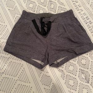 Lululemon spring break away shorts